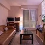 Lavie Maison: Lavie Maison: Balcony Montparnasse